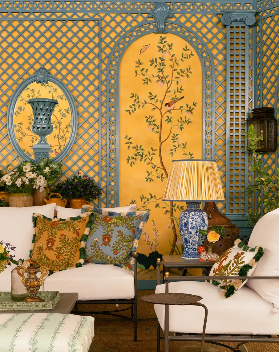 Antiques at the Gardens