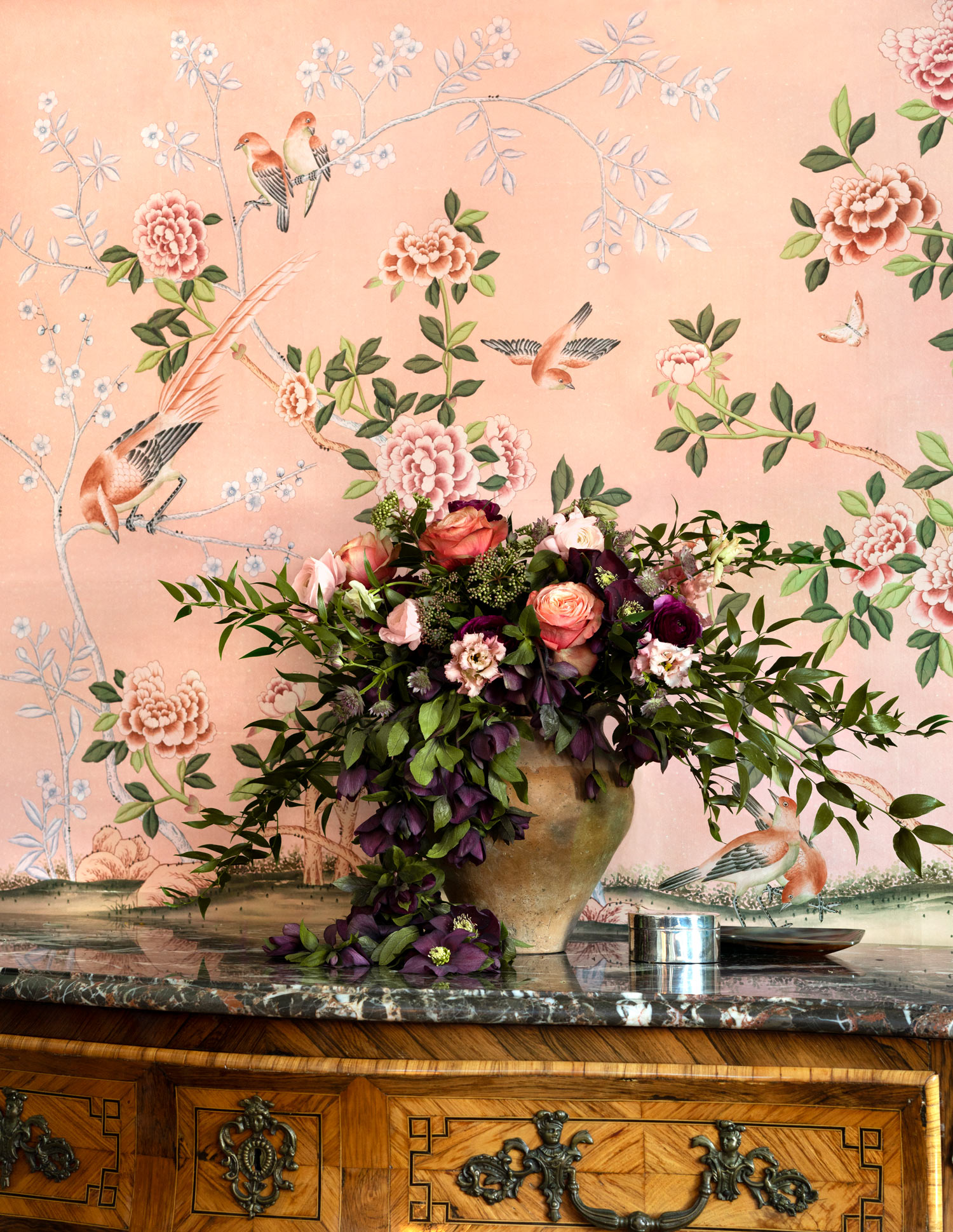 'Earlham' in Colourway SC-31 on Gentleman's Pink India tea paper