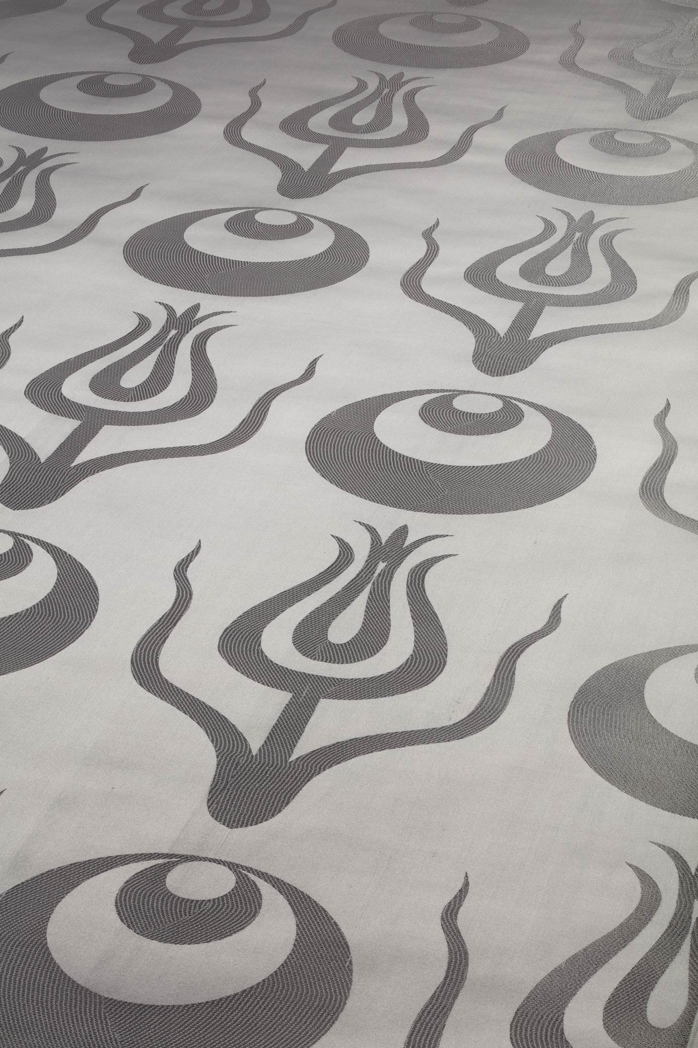 Crescent Tulip Silk Damask